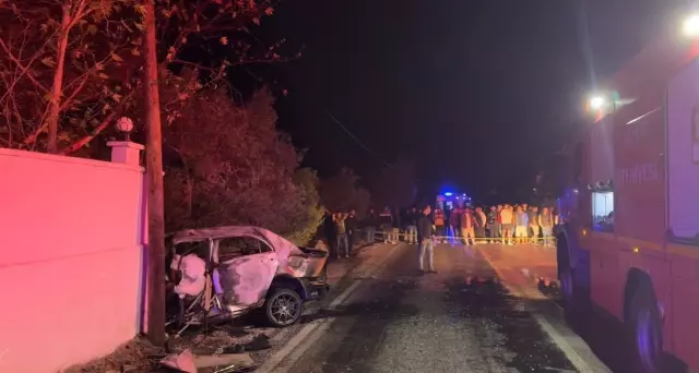 The driver of the car that caught fire in Izmir lost their life.