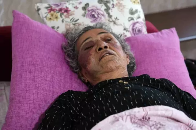 In Adana, an elderly woman was tortured by a relative! The neighborhood residents caught the perpetrator and beat him to a pulp with a hose.