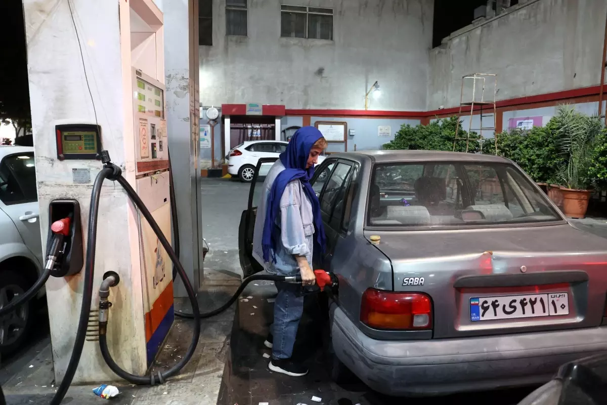 Petrol Fiyatları, İran'ın İsrail'e Saldırısı ile Yükseldi