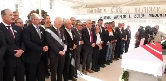 Gazeteci Güneri Cıvaoğlu'nun Cenazesi Teşvikiye Camii'nde Kılındı