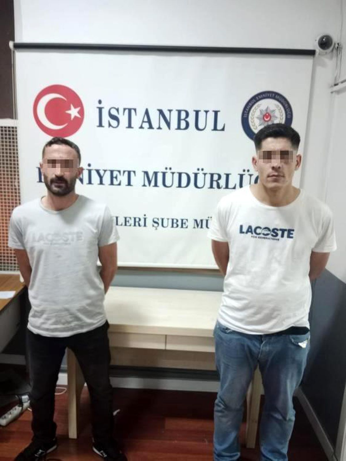 Beyoğlu'nda genç kadına taciz şoku: O anlar kamerada