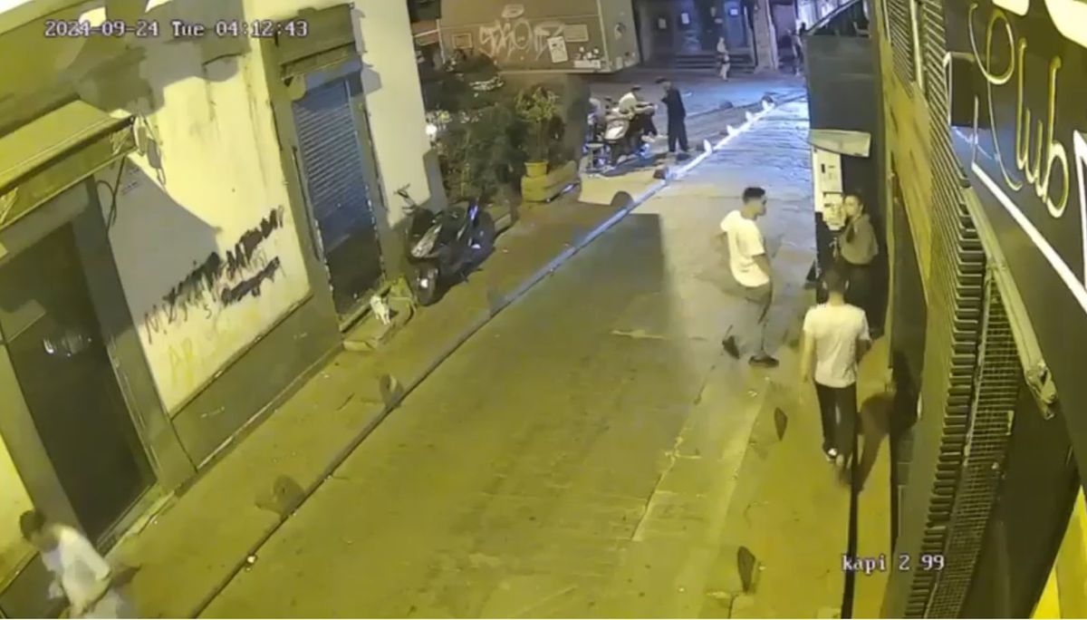 Beyoğlu'nda Kadına Taciz Girişimi, Şüpheliler Gözaltına Alındı