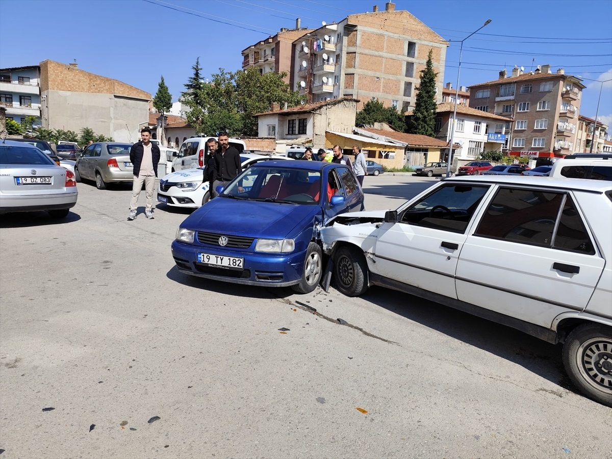 Çorum'da 8 Ayrı Trafik Kazasında 11 Kişi Yaralandı