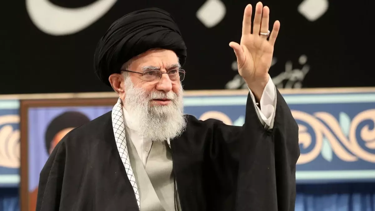 Dünyanın gözü Hamaney'in 4 yıl sonra ilk kez vereceği cuma hutbesinde