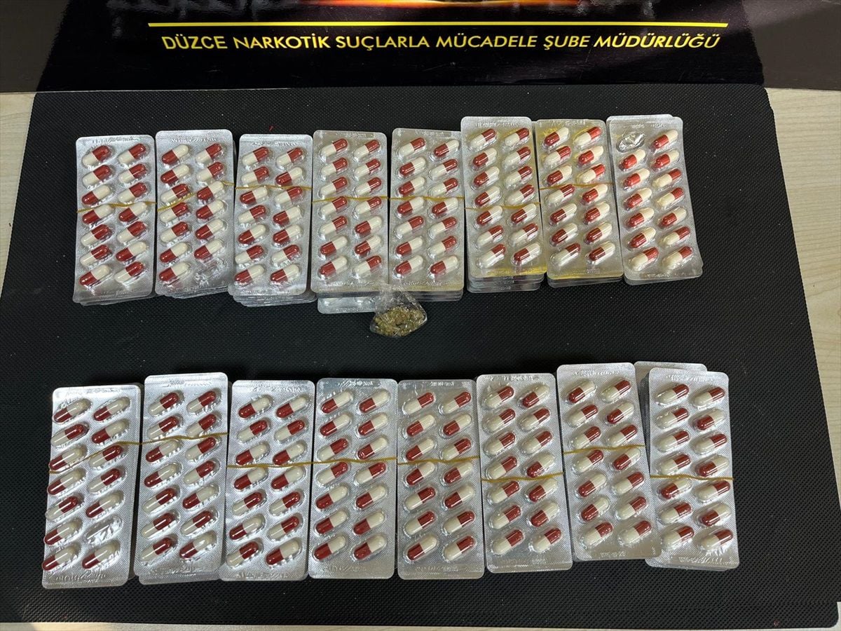 Düzce'de Uyuşturucu Operasyonu: 5 Zanlı Tutuklandı