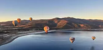 Salda Gölü'nde Sıcak Hava Balonları İle Turizm Şöleni