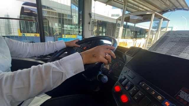 A first in Şanlıurfa! The female bus driver has started her duty