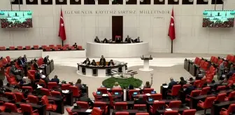 CHP'li Bülbül, Depreme Dayanıksız Okulda Eğitimin Devam Etmesine Tepki Gösterdi