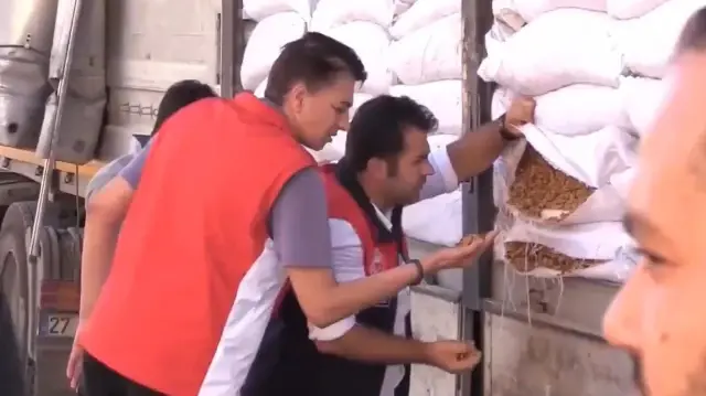 79 tons of walnut kernels brought from Syria to Turkey were destroyed.