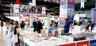 Kocaeli Kitap Fuarı 'Savaşın ve Acının Edebiyatı' Temasıyla Kapılarını Açtı