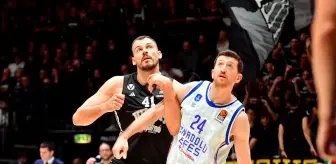 Anadolu Efes, EuroLeague'de Virtus Bologna'yı Geçti