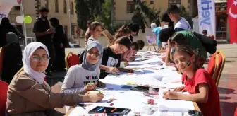 Kahramanmaraş, Malatya ve Kilis'te çocuklar Filistin'e destek için resim çizdi