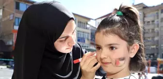 Yetimler Vakfı'ndan 'Filistinli çocuklar için çiz' etkinliği