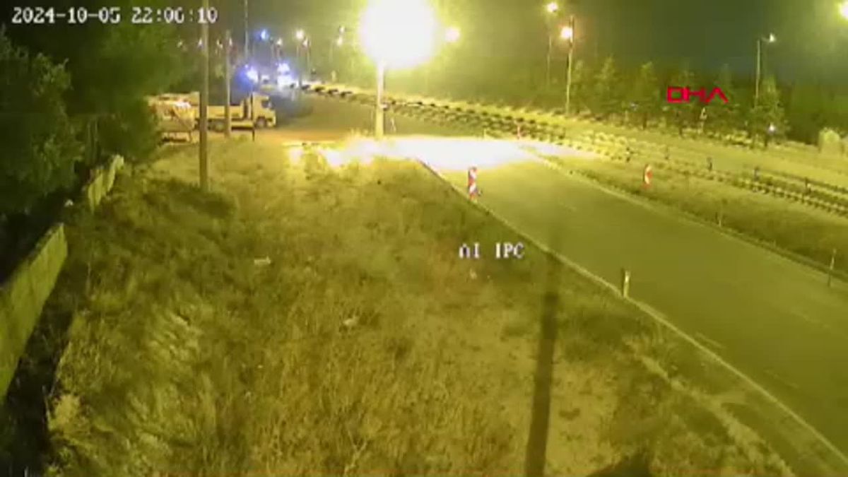 Burdur'da Süt Tankeri Refüje Girdi: Sürücü Yaralandı