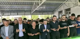 Bakan Yardımcısı Ahmet Aydın, Trafik Kazasında Hayatını Kaybeden Genç İçin Cenazeye Katıldı