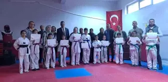 Posof'ta Minik Taekwondocuların Kuşak Heyecanı