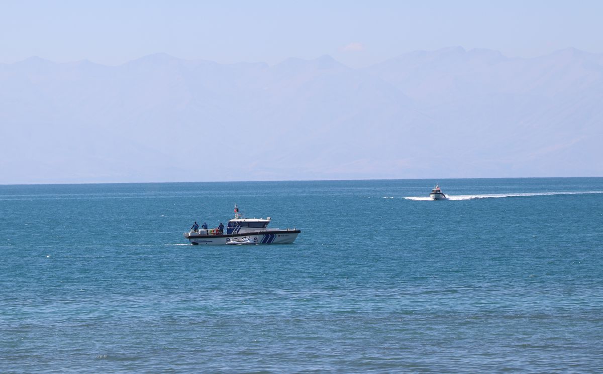 Van'da Kayıp Üniversite Öğrencisi İçin 9. Gün Arama Çalışmaları Devam Ediyor
