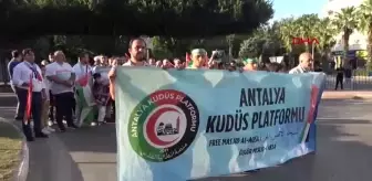 Antalya'da Filistin'e Destek Yürüyüşü Düzenlendi