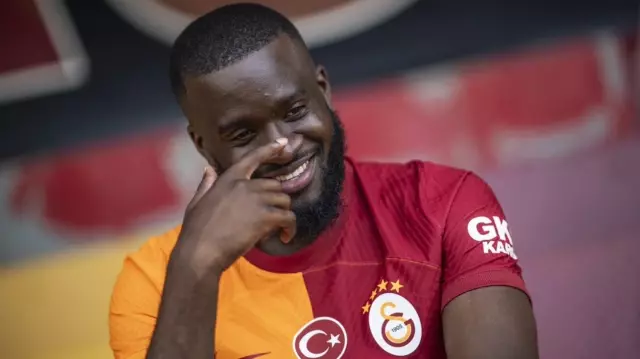 He was lying in Galatasaray! He can't be stopped in France.