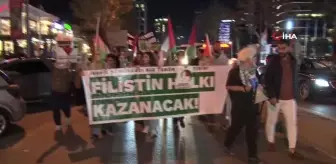 İstanbul'da Soykırımın 1. Yılında Filistin'e Destek Yürüyüşü Düzenlendi