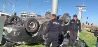 Karaman'da İki Hafif Ticari Araç Çarpıştı: 3 Yaralı