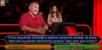 'Beni kör kuyularda merdivensiz bıraktın' olan şiirin şairi kimdir?