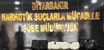 Diyarbakır Havalimanı'nda Uyuşturucu Operasyonu: 11 Kilo Skunk Ele Geçirildi