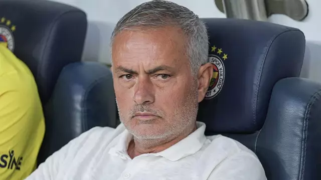 Why is Jose Mourinho unhappy? Acun Ilıcalı explained the reason.