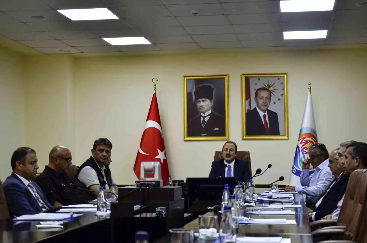 Mersin Valisi Pehlivan: 'Afetlere hazırlıklı olmak, bir memleket meselesidir'