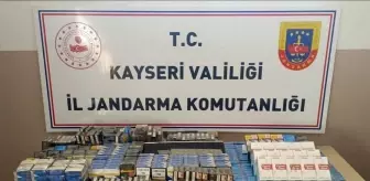 Kayseri'de Yol Kontrolünde 640 Paket Kaçak Sigara Ele Geçirildi