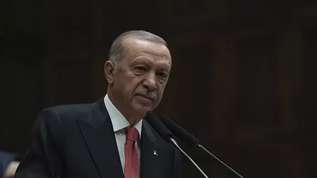 Cumhurbaşkanı Erdoğan'ın ifadesi Rusçaya şu şekilde çevrilebilir:

