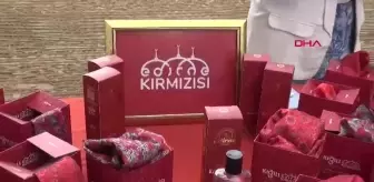 EDİRNE kırmızısına rengini veren bitki hasat edildi, kumaşlar boyandı