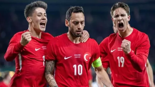 A historic transfer claim for Hakan Çalhanoğlu.