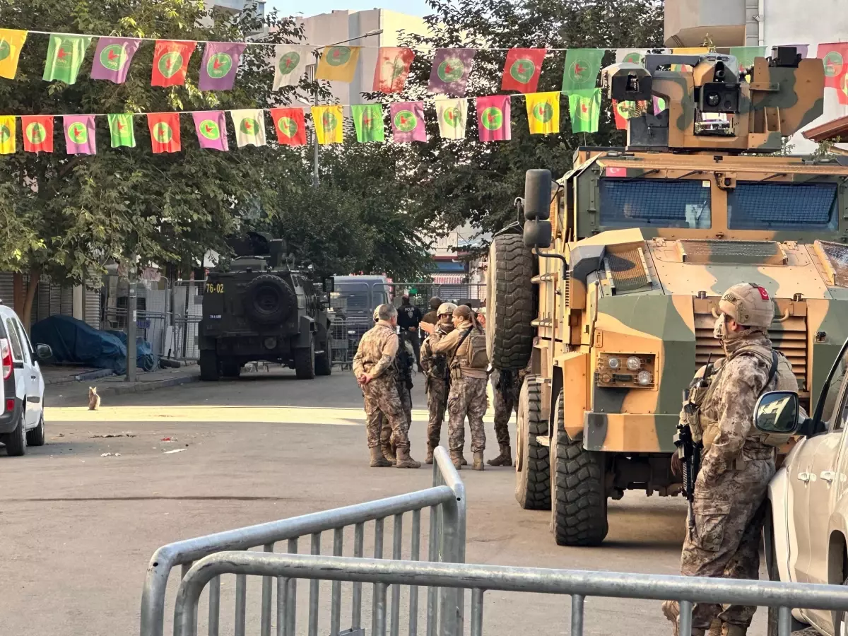 Iğdır'da Dilucu Sınır Kapısı'nda 13 polisin şehit olduğu saldırıyla ilgili 8 kişi gözaltına alındı