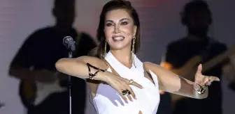Ebru Yaşar, 7 bölgede verdiği konserlerle milyonlarla buluştu