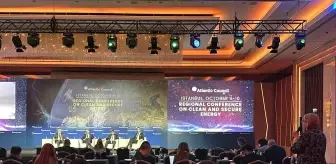 İstanbul'da Temiz ve Güvenli Enerji Konferansı Devam Ediyor