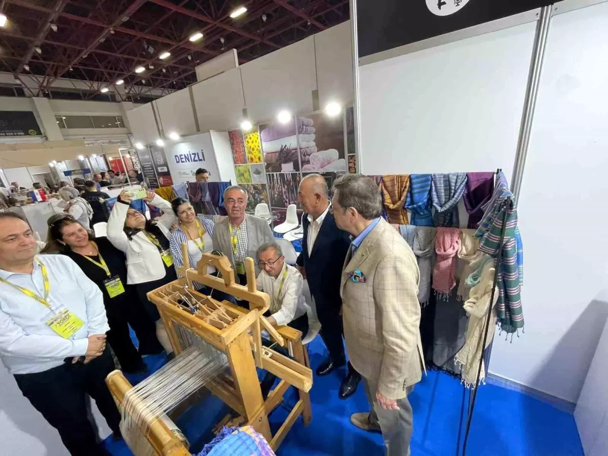 YÖREX 2024 Fuarı'nda Buldan El Dokumaları Standı Yoğun İlgi Gördü