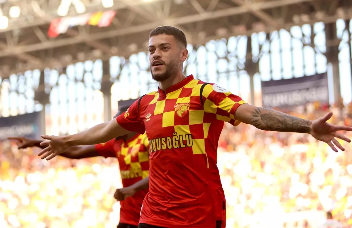 Göztepe'nin Brezilyalı Golcüsü Romulo Cardoso Performansıyla Göz Dolduruyor
