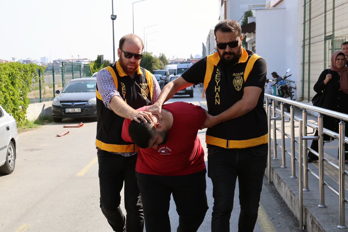 Adana'da Lise Öğrencisine Taciz Eden Şüpheli Tutuklandı