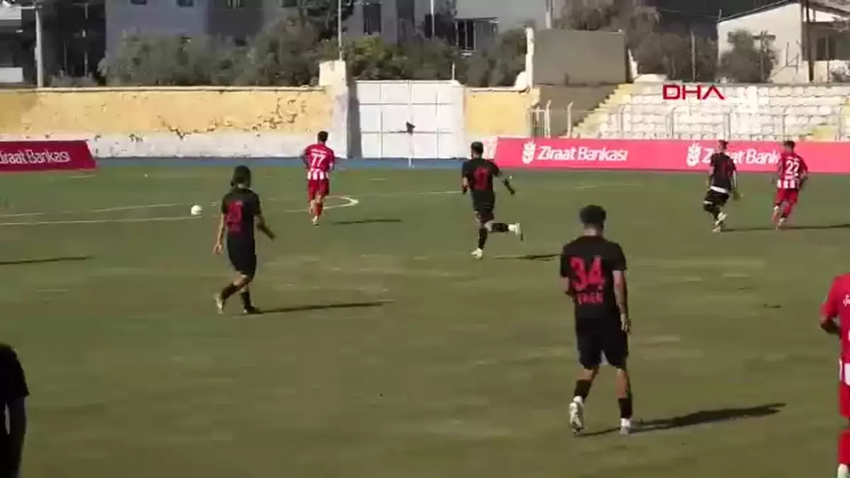 Diyarbekirspor, Hakem Kararına Tepki Olarak Sahadan Çekildi