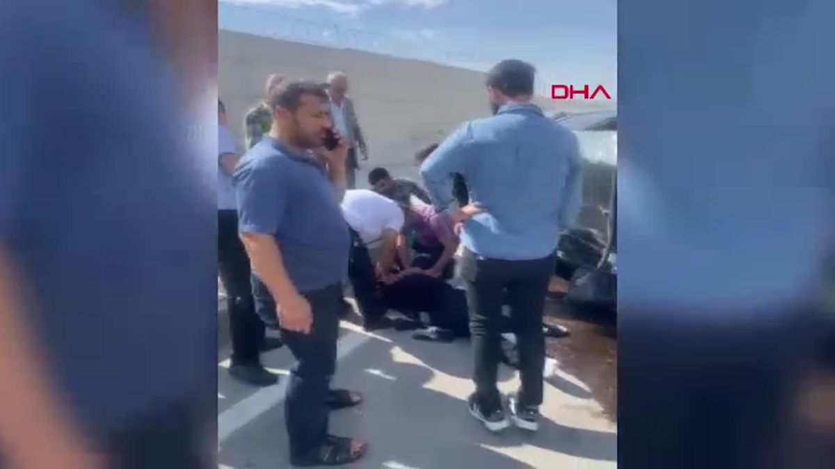 ELAZIĞ'da takla atan otomobilin sürücüsü yaralandı