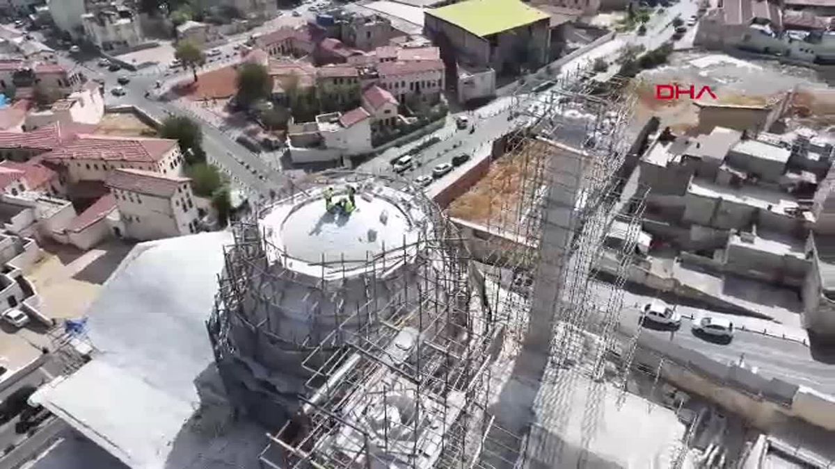 Kurtuluş Camisi'nin Restorasyonunda Son Kilit Taşı Yerleştirildi