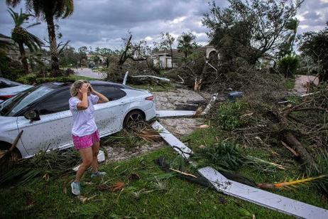 Kasırganın vurduğu Florida'da yetkililer, vatandaşlardan adlarını ve kan gruplarını silinmez kalem ile kollarına yazmalarını istedi