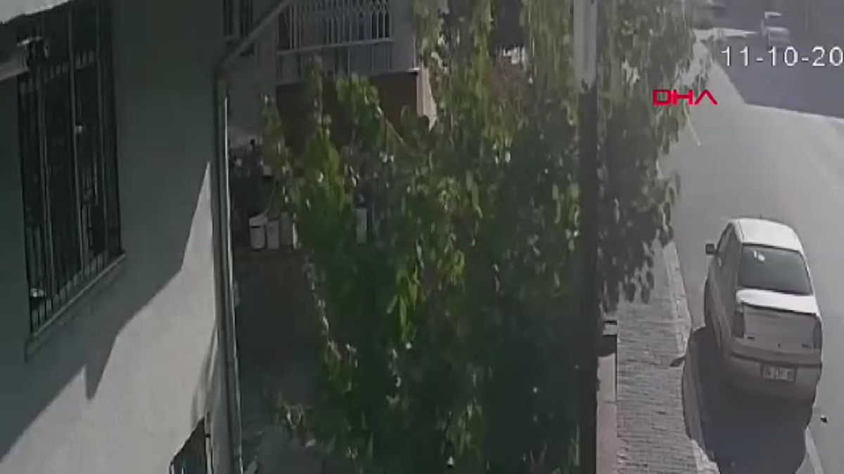 Kayseri'de Otomobil ve Minibüs Çarpıştı: 8 Yaralı