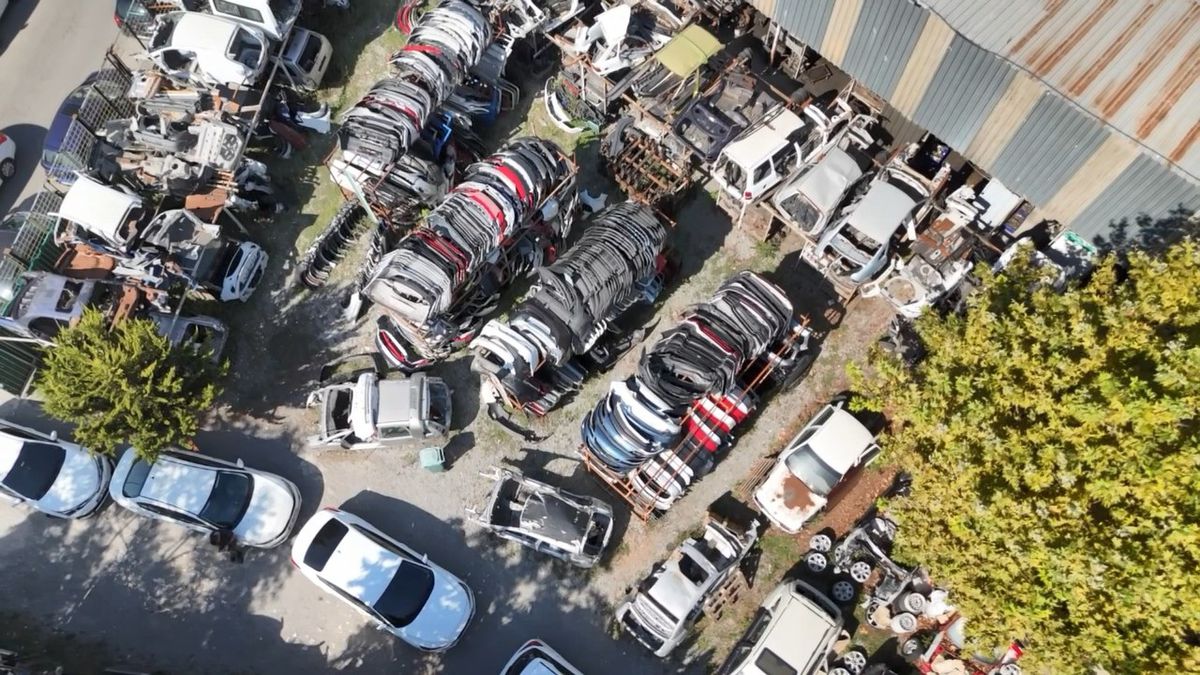 İstanbul'da Otomobil Parçası Satan Dükkanlara Baskın