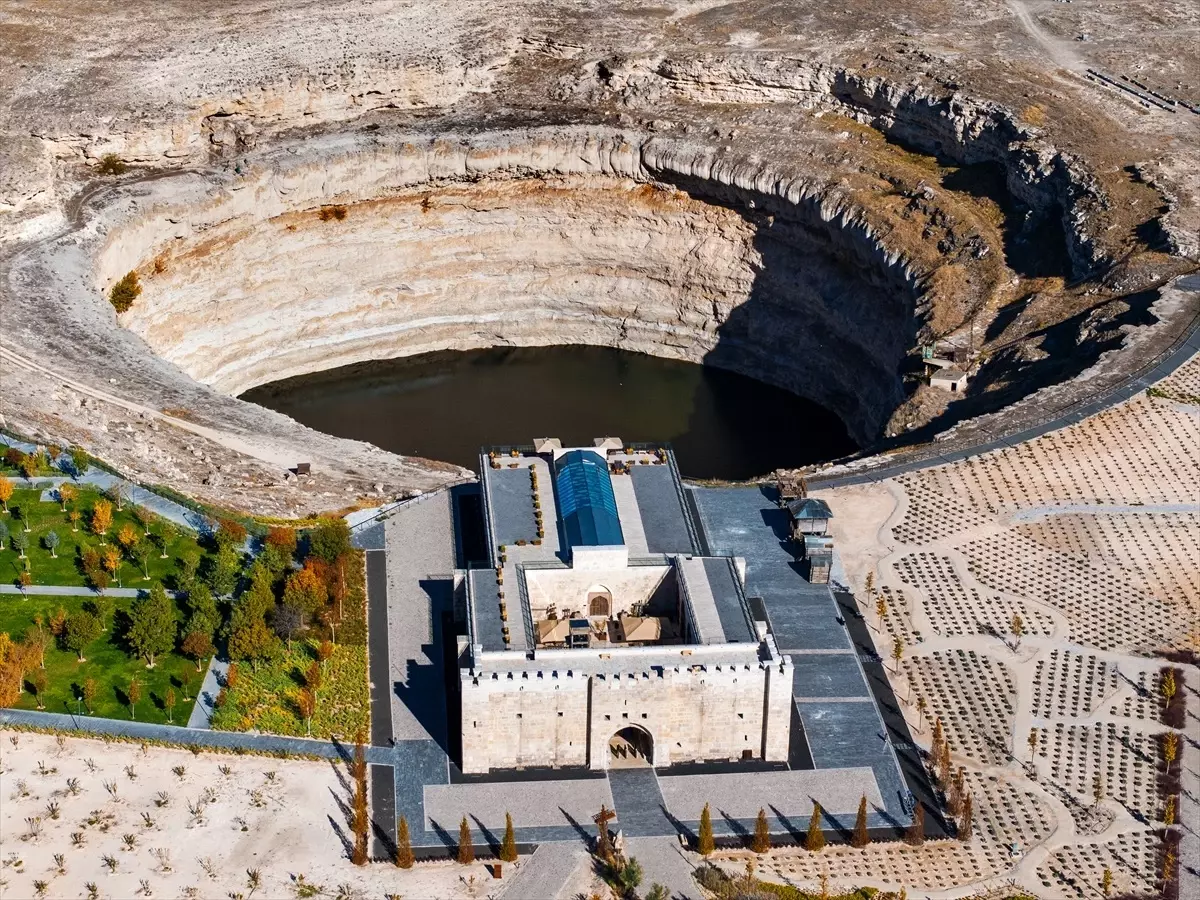 Kızören Obruğu'nda Açılan Müze Otel Yerli ve Yabancı Turistlerin İlgi Odağı