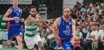 Anadolu Efes, Bursaspor Basketbol'u 99-78 Yendi