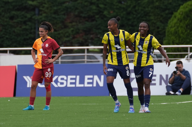 Fenerbahçe defeated Galatasaray 2-0 in the Turkcell Women's Football Super League