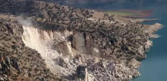 Siirt'te Heyelan Sonrası Arama Çalışmaları Devam Ediyor