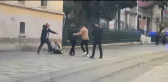 İstiklal Caddesi'nde Kavga: Polis Müdahale Etti